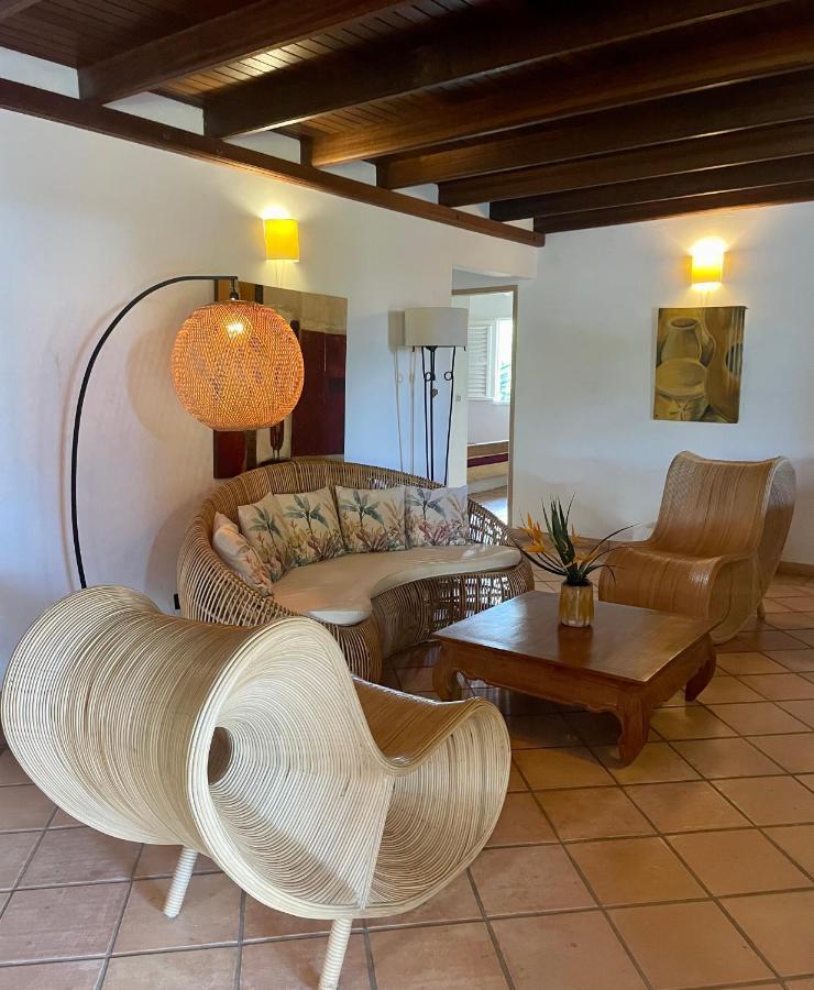 Villa Papeth House à Le François Extérieur photo